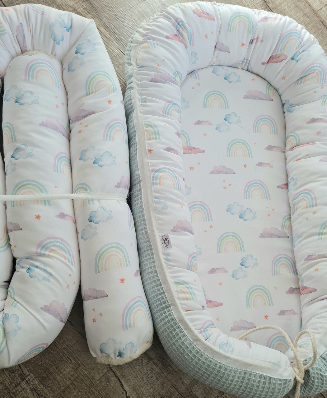 Babynestchen "Regenbogen" salbei/cord