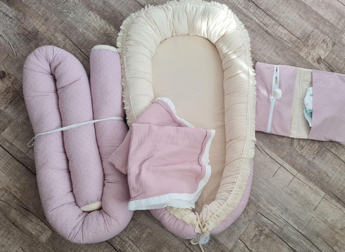 Babynestchen "Boho mit Fransen" altrosa