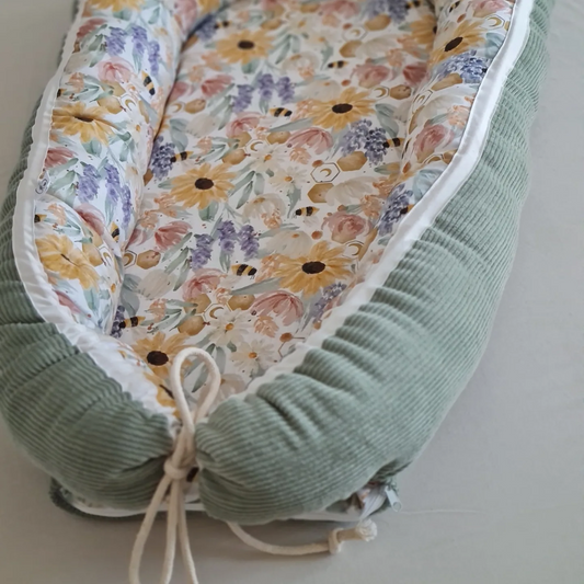 Babynestchen "Blumenwiese" Cord salbei