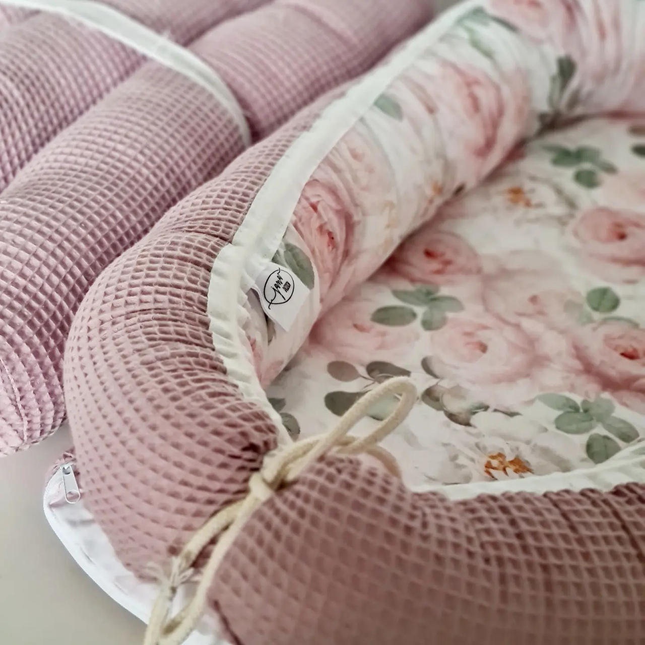 Babynestchen "Rosen" waffelstoff altrosa