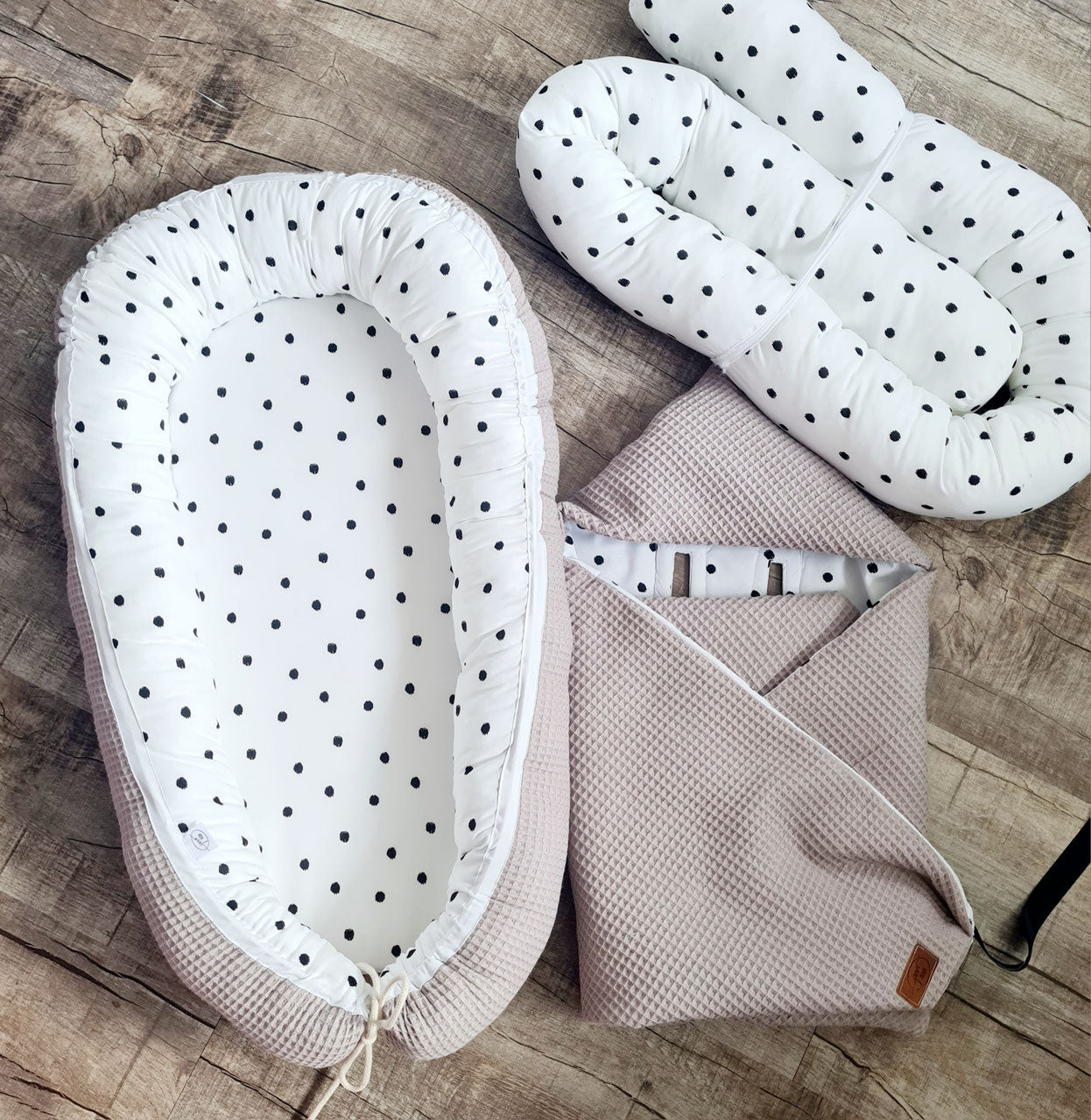 Bettschlange  "Dots"
