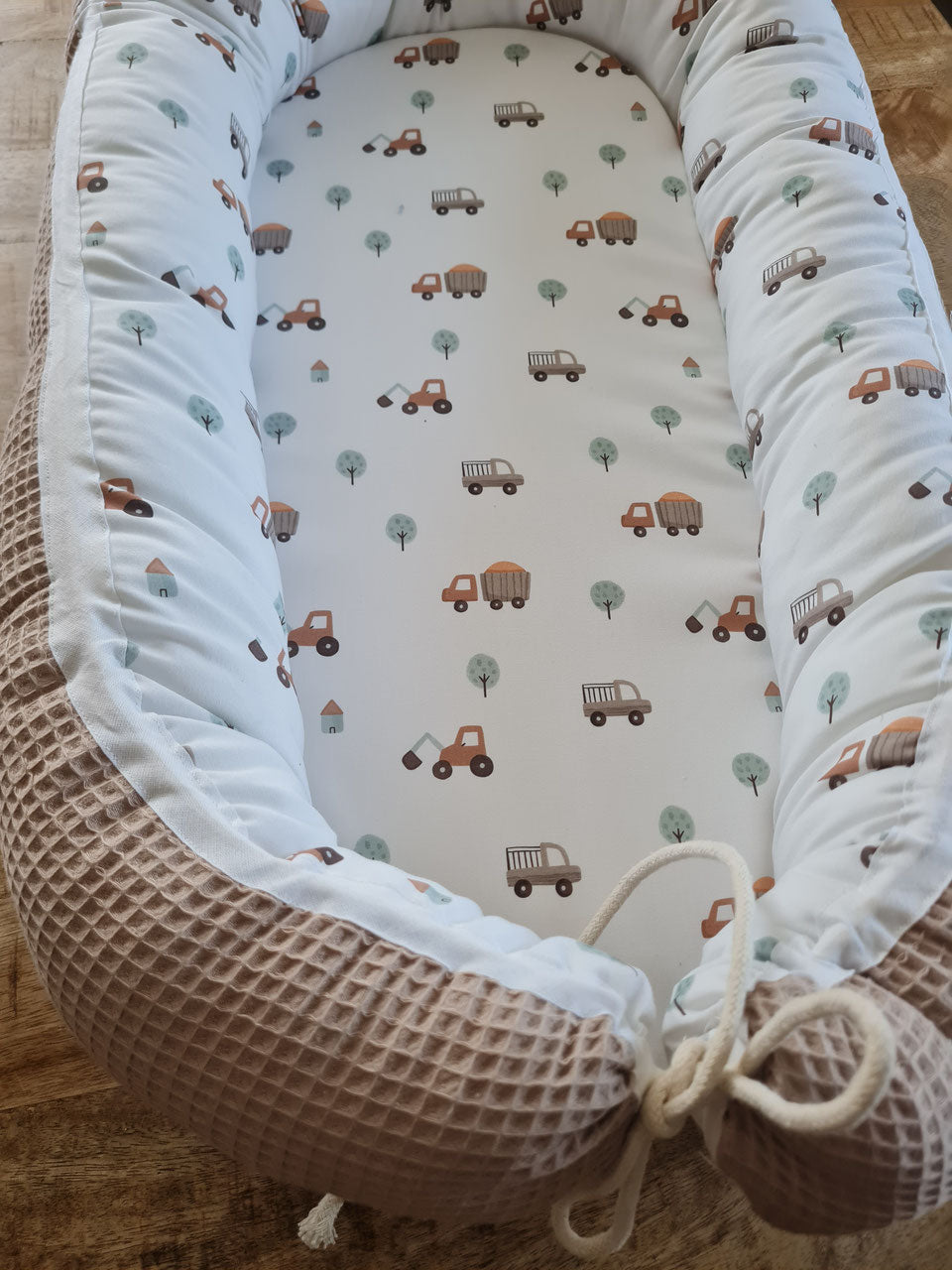 Babynestchen "Fahrzeuge" Waffelstoff sand